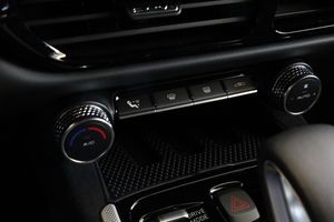 Lotus Emira bild 30