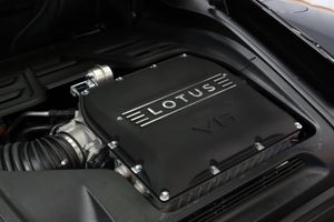 Lotus Emira bild 18