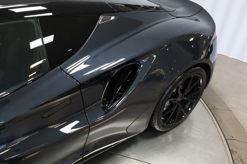 Lotus Emira bild 11