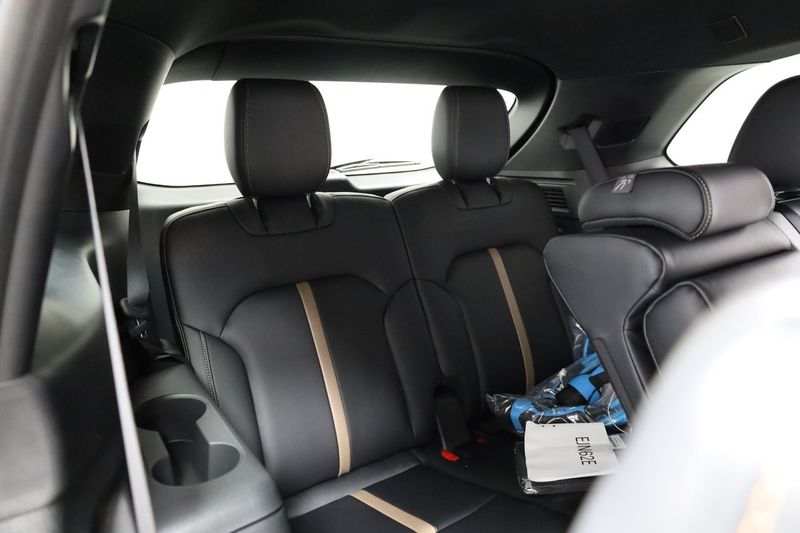 Mazda CX-80 bild 22