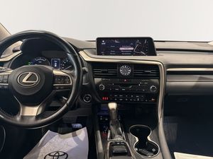 Lexus RX bild 8