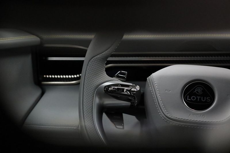 Lotus Eletre bild 21