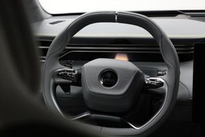 Lotus Eletre bild 20