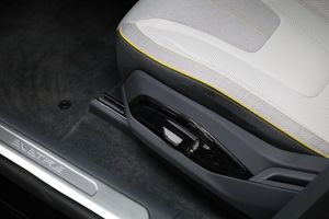 Lotus Eletre bild 25