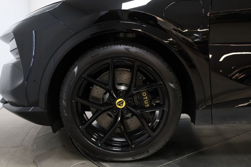 Lotus Eletre bild 31