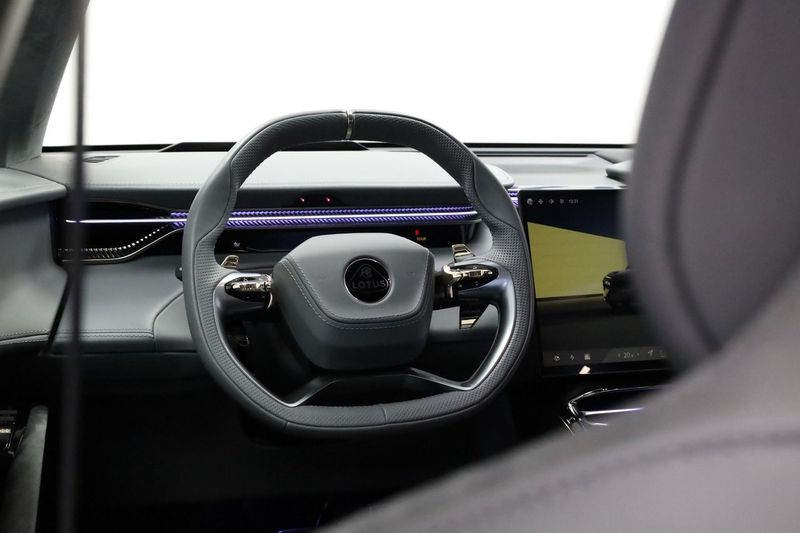 Lotus Eletre bild 14