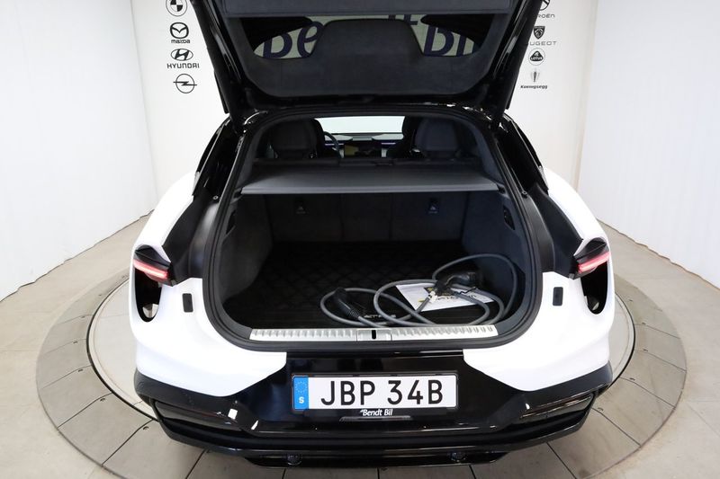 Lotus Eletre bild 9
