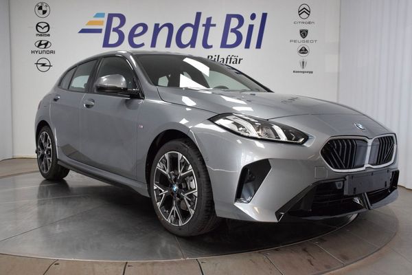 BMW 120 i M Sport | Rattvärme | Navi | Backkamera - 2025