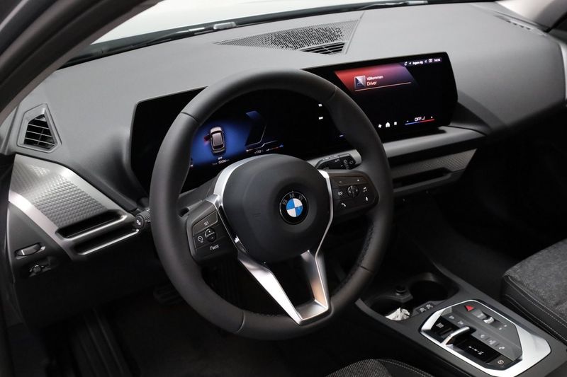 BMW 120 bild 11