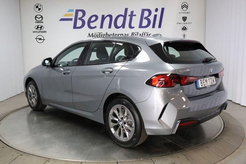 BMW 120 bild 8