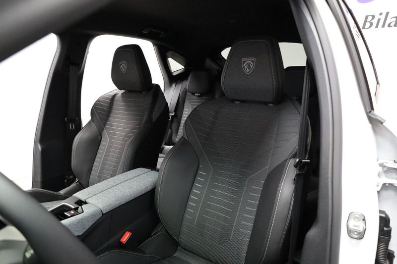 Peugeot e-3008 bild 13