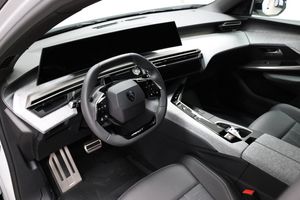 Peugeot e-3008 bild 5