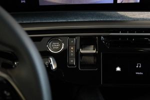 Peugeot e-3008 bild 24