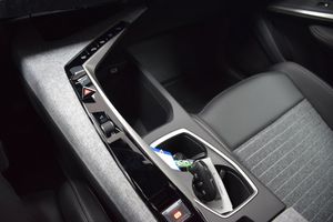 Peugeot e-3008 bild 23