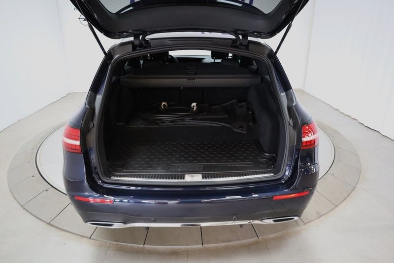 Mercedes E300 bild 9
