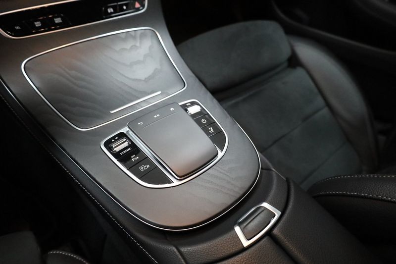 Mercedes E300 bild 18