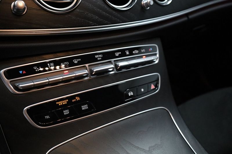 Mercedes E300 bild 23