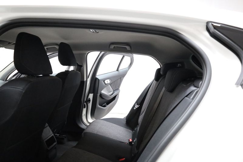 BMW 120 bild 6