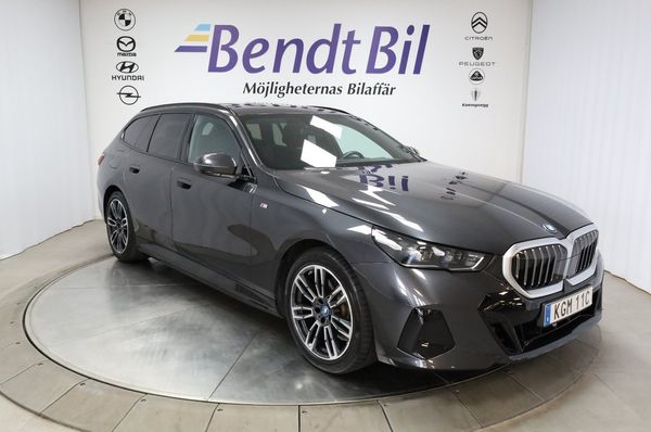 BMW 530 e xDrive Touring M Sport | Dragkrok / Adaptiv Farth. - 2025