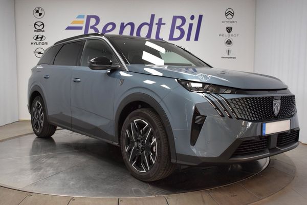 Peugeot 5008 GT Plug-in Hybrid / Service-avtal ingår /7-sits - 2026