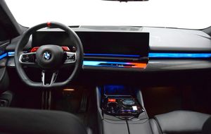 BMW M5 bild 2
