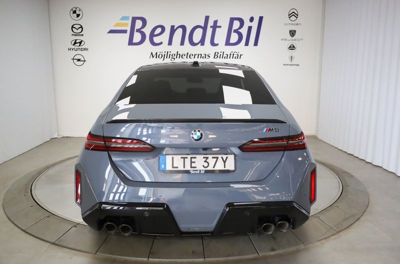 BMW M5 bild 15