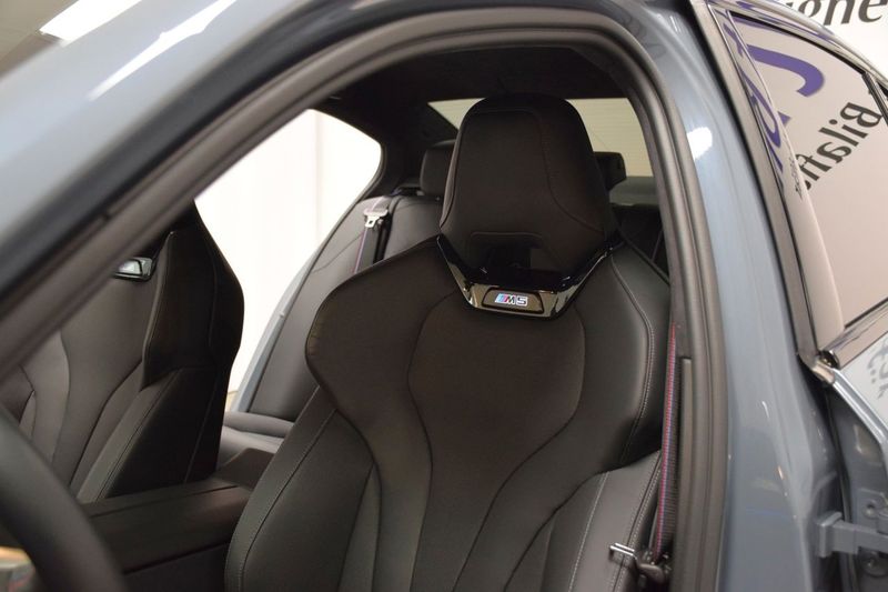 BMW M5 bild 9