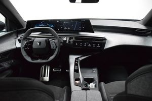 Peugeot e-5008 bild 5