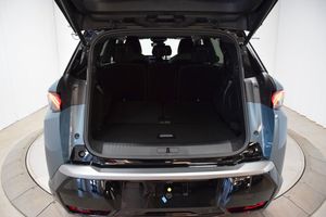 Peugeot e-5008 bild 9