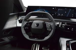 Peugeot e-5008 bild 6