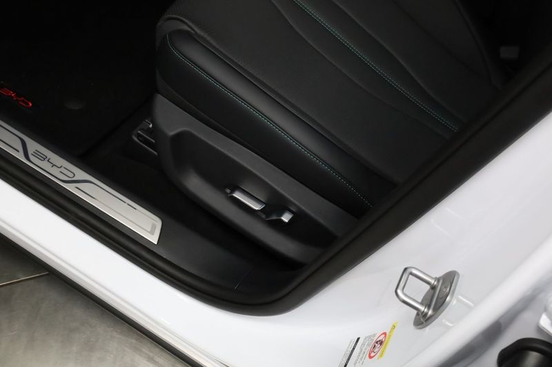 BYD Seal U bild 16