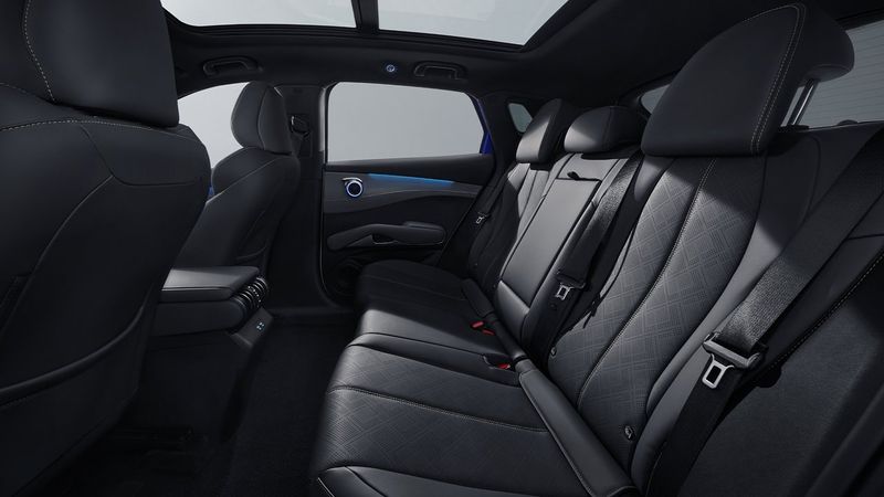 BYD Atto 3 bild 8