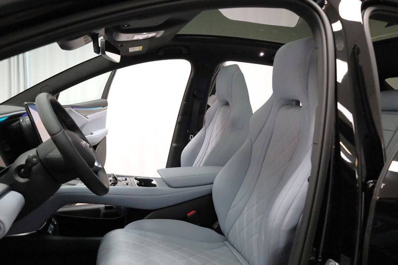 BYD Sealion 7 bild 10