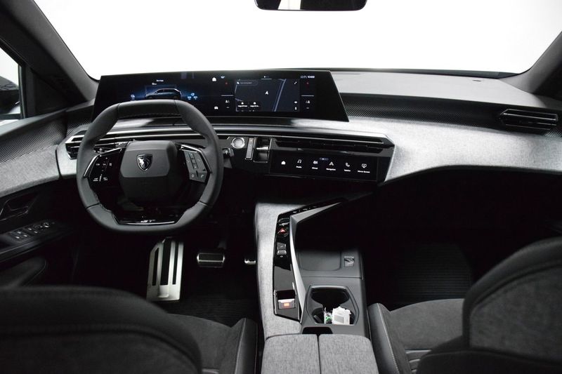 Peugeot e-5008 bild 4