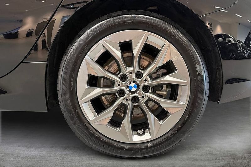 BMW 120 bild 15