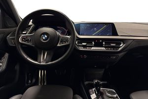 BMW 118 bild 8