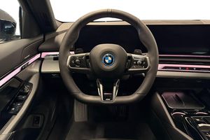BMW 530 bild 9