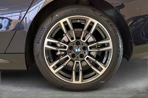 BMW 530 bild 15