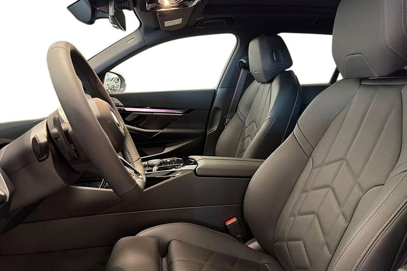 BMW 530 bild 12