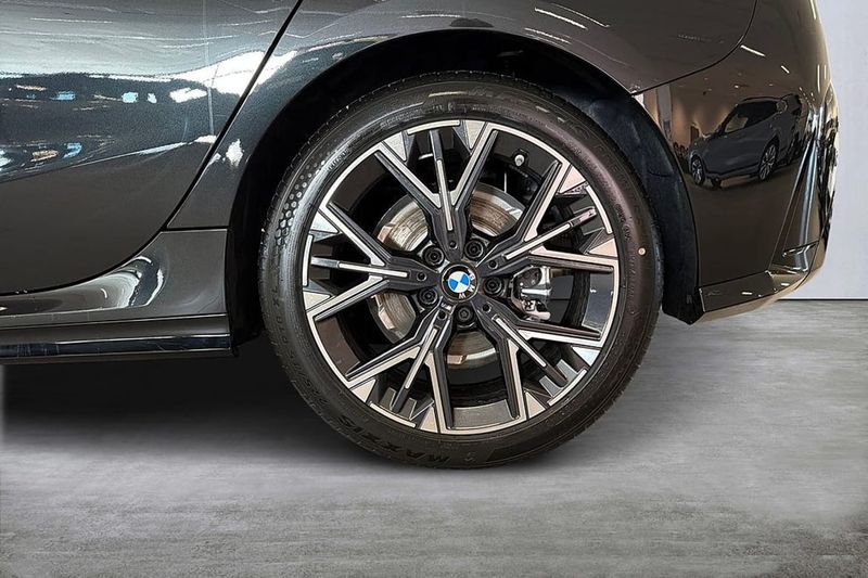 BMW 120 bild 15