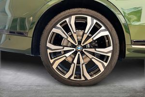 BMW X7 bild 12