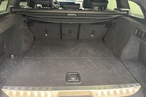 BMW 330 bild 13