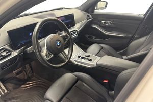 BMW 330 bild 8