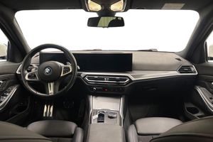 BMW 330 bild 9