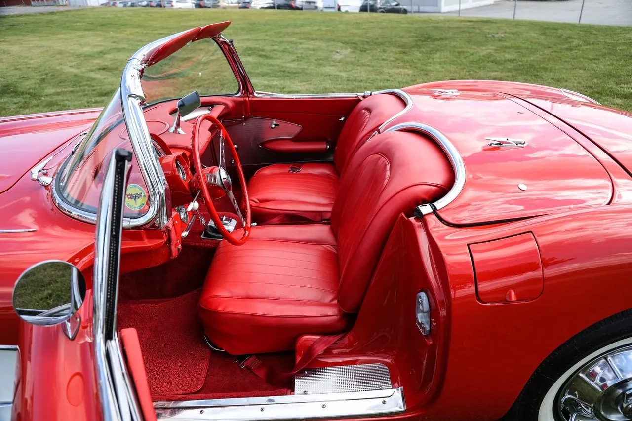 Vehicle image 20