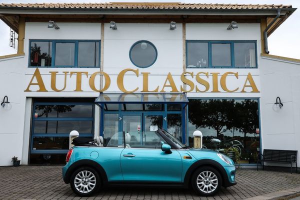 MINI Cooper Cab - 2016
