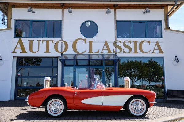Chevrolet Corvette C1 - 1956