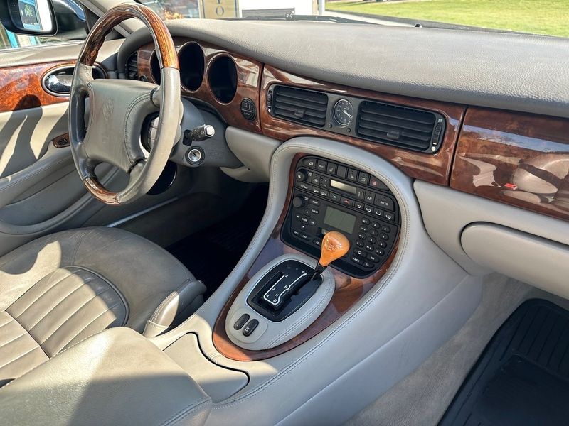 Jaguar XJ bild 6