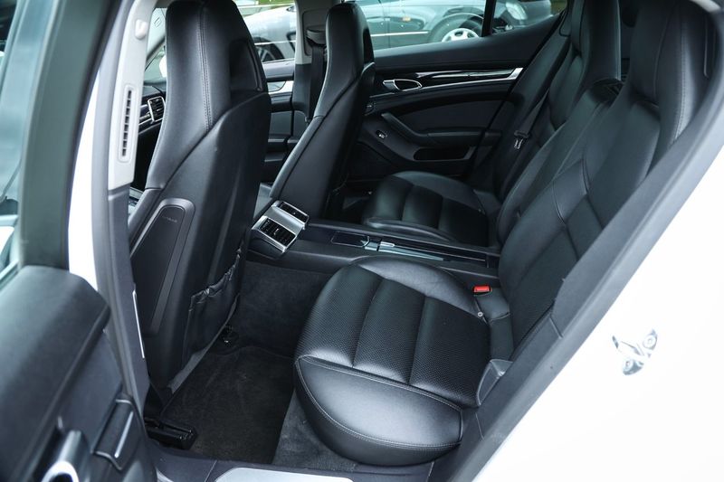 Porsche Panamera bild 12