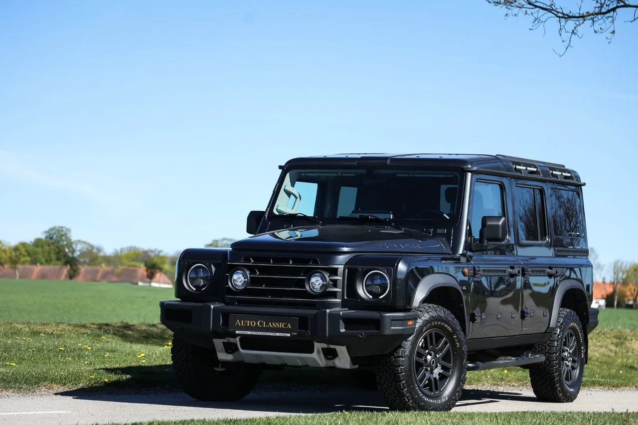 Vehicle image 5
